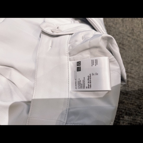 Uniqlo wide leg pants in XS - Picture 4 of 4